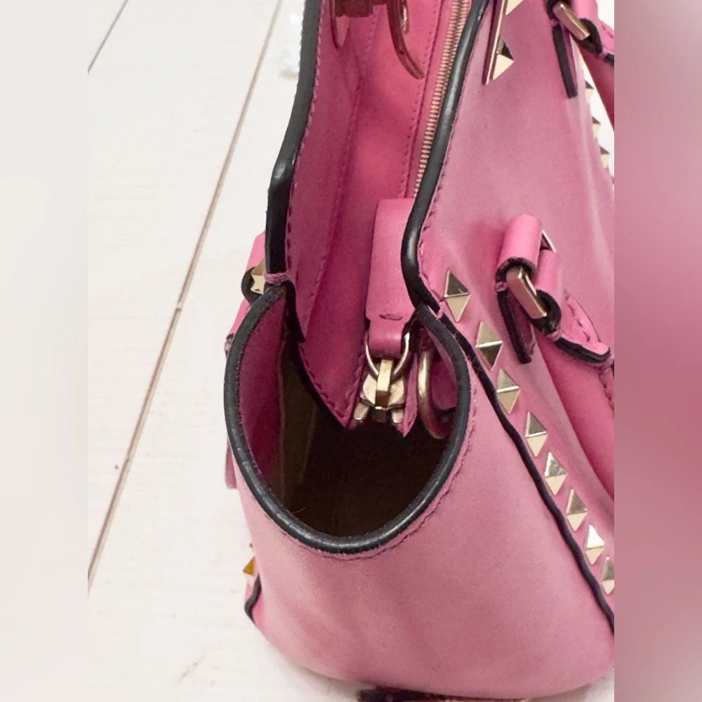 Pink Valentino Garavani Small Leather Rockstud Tote - Picture 14 of 15